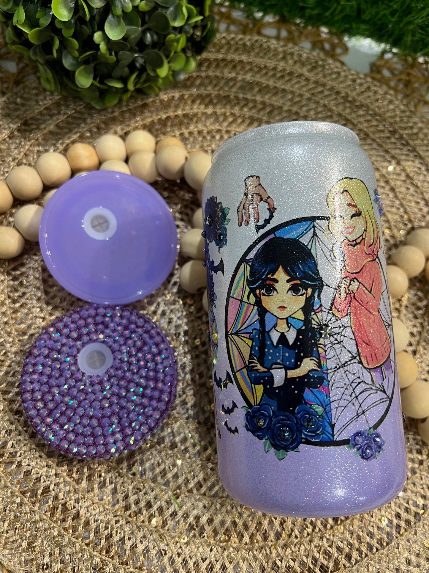 Purple Wednesday / Glass can