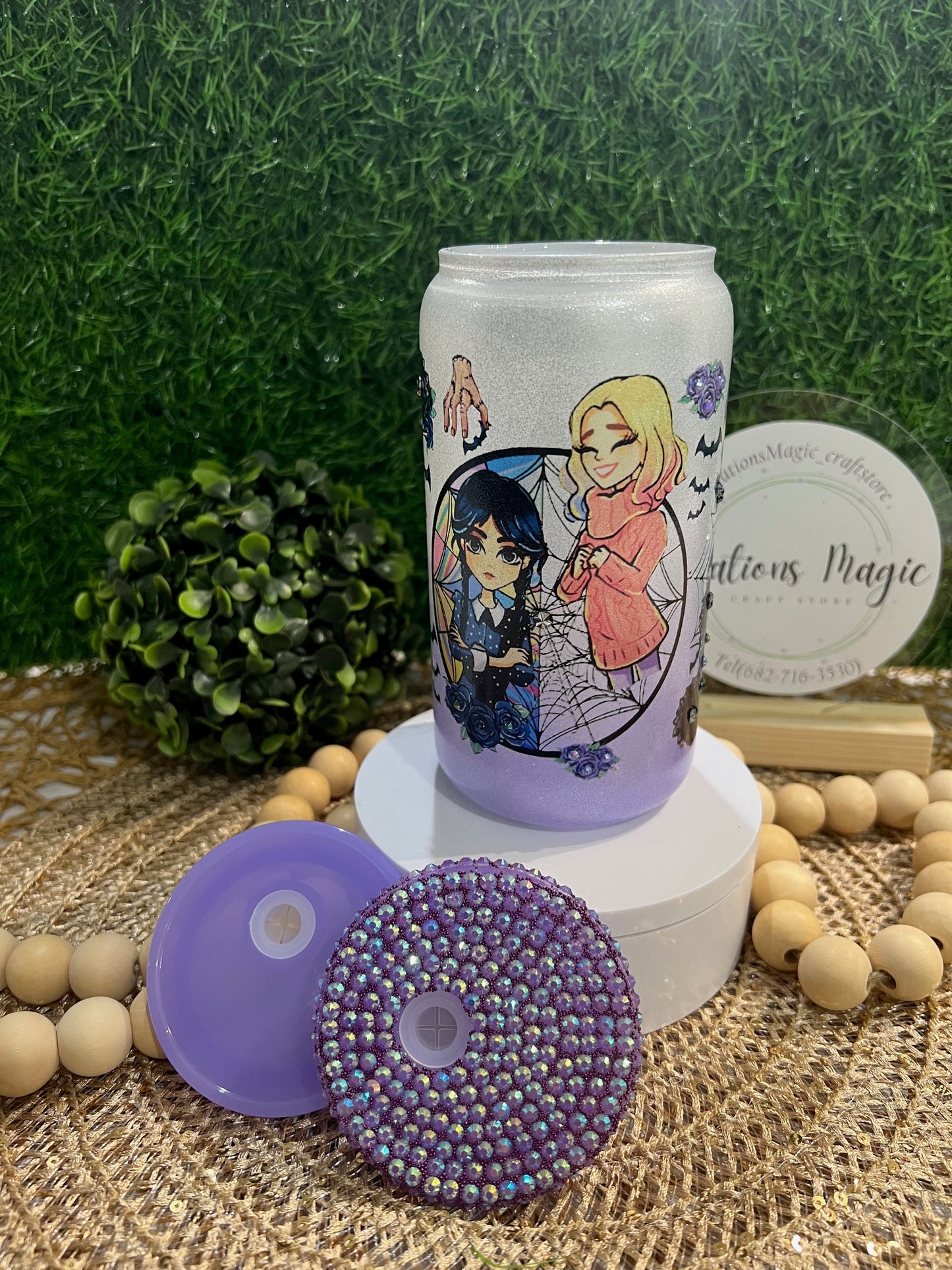 Purple Wednesday / Glass can