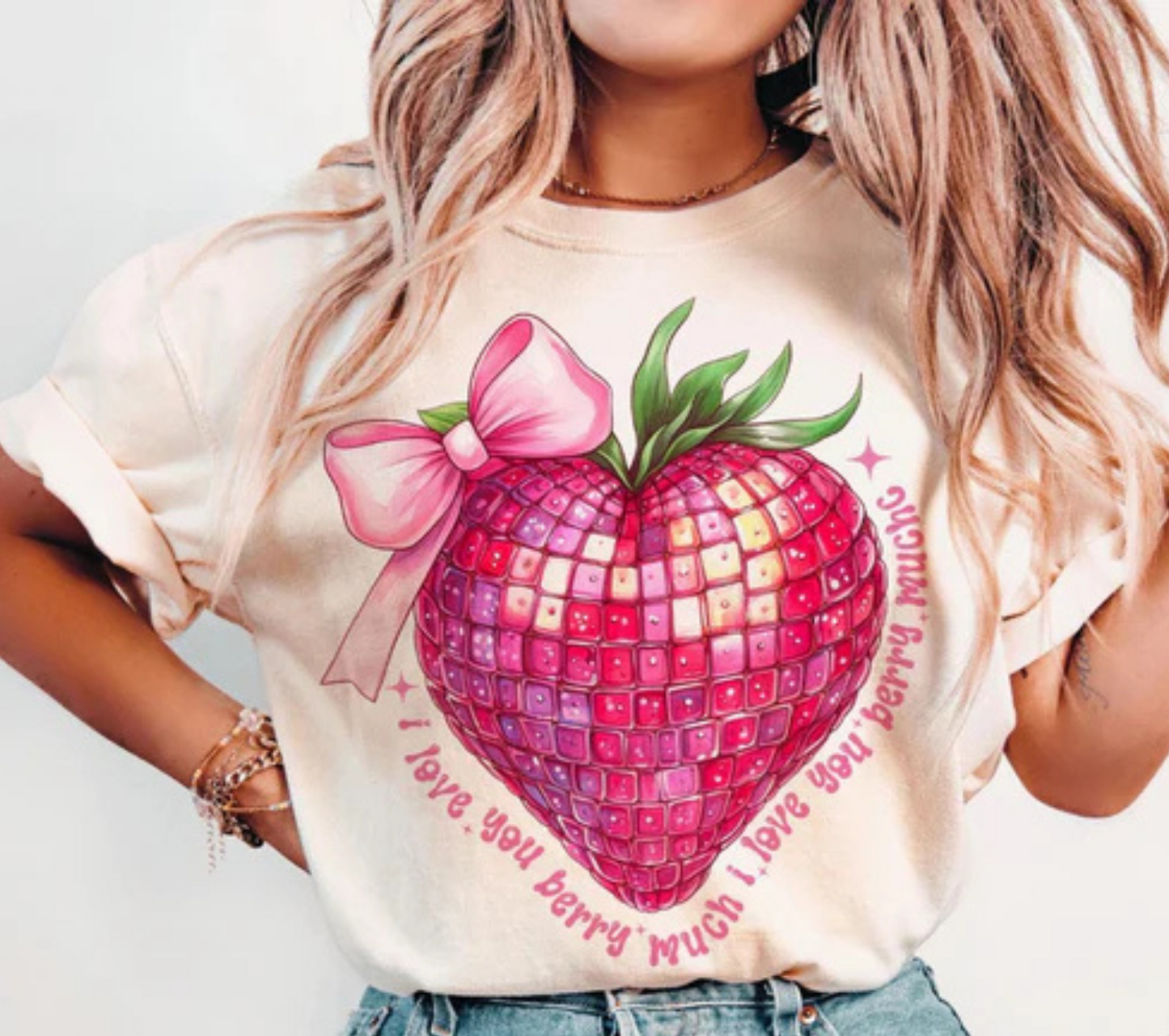 Strawberry / T-shirt