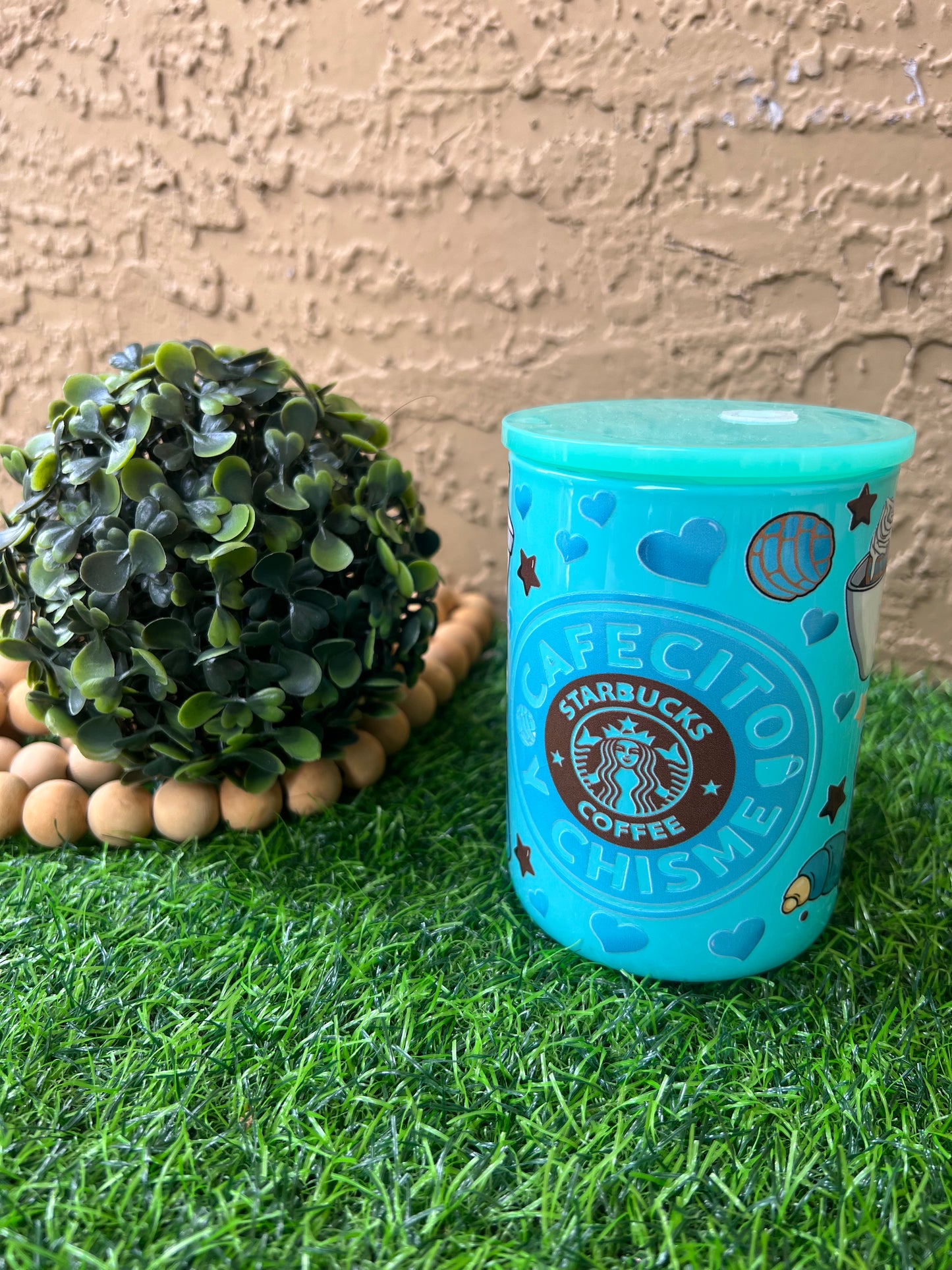 Cafecito y chisme  /Glass Can